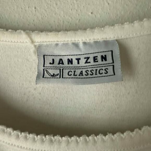 Vintage Jantzen Classics White Tee with Embroidered Flowers on Blue Vest - Picture 5 of 5